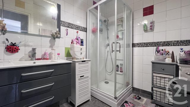 Afficher la photo en grand Appartement F3 à vendre - 3 pièces - 67.11 m2 - ST AFFRIQUE - 12 - MIDI-PYRENEES - Century 21 Des 5 Vallées