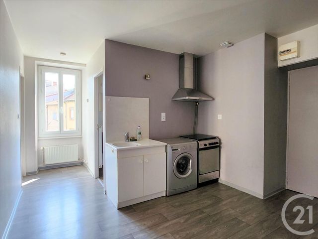 Appartement T2 à louer - 2 pièces - 37.66 m2 - ST AFFRIQUE - 12 - MIDI-PYRENEES - Century 21 Des 5 Vallées
