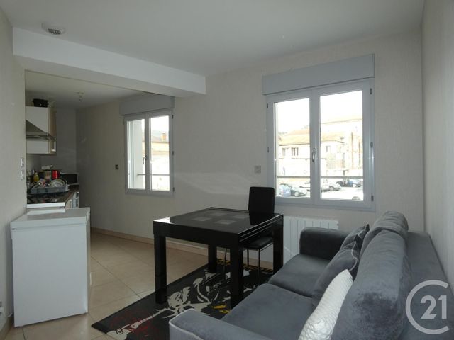Appartement T2 à louer - 2 pièces - 35.17 m2 - ST AFFRIQUE - 12 - MIDI-PYRENEES - Century 21 Des 5 Vallées