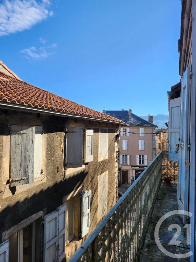 Studio à louer - 1 pièce - 15.0 m2 - ST AFFRIQUE - 12 - MIDI-PYRENEES - Century 21 Des 5 Vallées