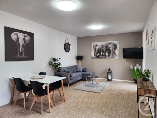 Appartement T3 à louer - 3 pièces - 60.62 m2 - ST AFFRIQUE - 12 - MIDI-PYRENEES - Century 21 Des 5 Vallées