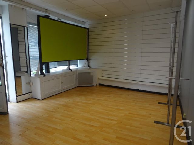 Afficher la photo en grand immeuble à vendre - 140.0 m2 - ST AFFRIQUE - 12 - MIDI-PYRENEES - Century 21 Des 5 Vallées