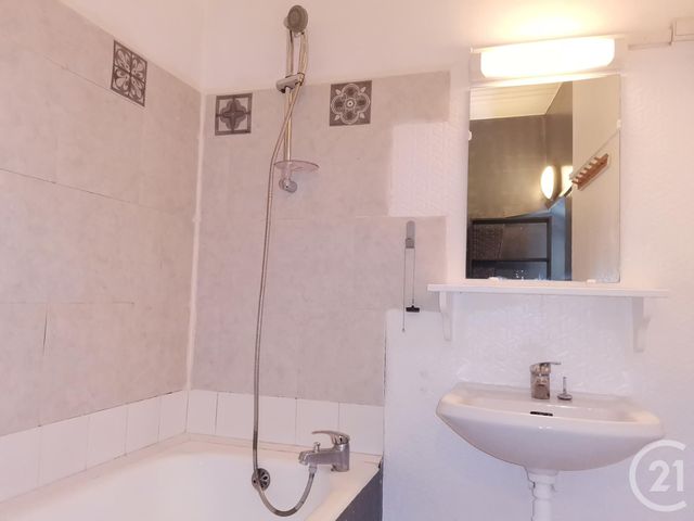 Afficher la photo en grand immeuble à vendre - 140.0 m2 - ST AFFRIQUE - 12 - MIDI-PYRENEES - Century 21 Des 5 Vallées