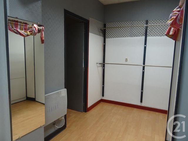 Afficher la photo en grand immeuble à vendre - 140.0 m2 - ST AFFRIQUE - 12 - MIDI-PYRENEES - Century 21 Des 5 Vallées
