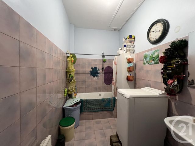 Appartement T4 à vendre - 4 pièces - 83.67 m2 - CALMELS ET LE VIALA - 12 - MIDI-PYRENEES - Century 21 Des 5 Vallées