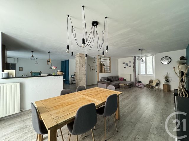 Appartement T4 à vendre - 4 pièces - 140.9 m2 - ST AFFRIQUE - 12 - MIDI-PYRENEES - Century 21 Des 5 Vallées