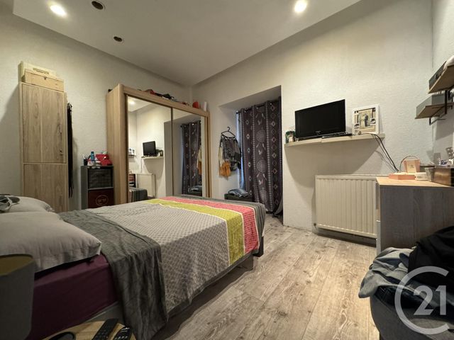 Appartement T4 à vendre - 4 pièces - 140.9 m2 - ST AFFRIQUE - 12 - MIDI-PYRENEES - Century 21 Des 5 Vallées