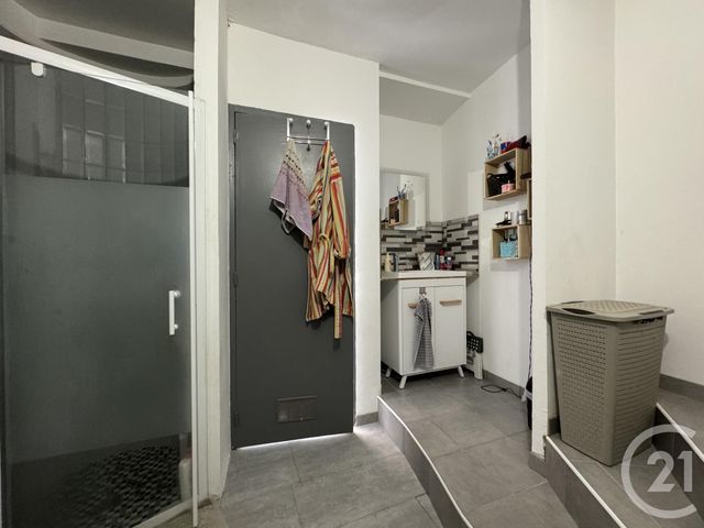 Appartement T4 à vendre - 4 pièces - 140.9 m2 - ST AFFRIQUE - 12 - MIDI-PYRENEES - Century 21 Des 5 Vallées