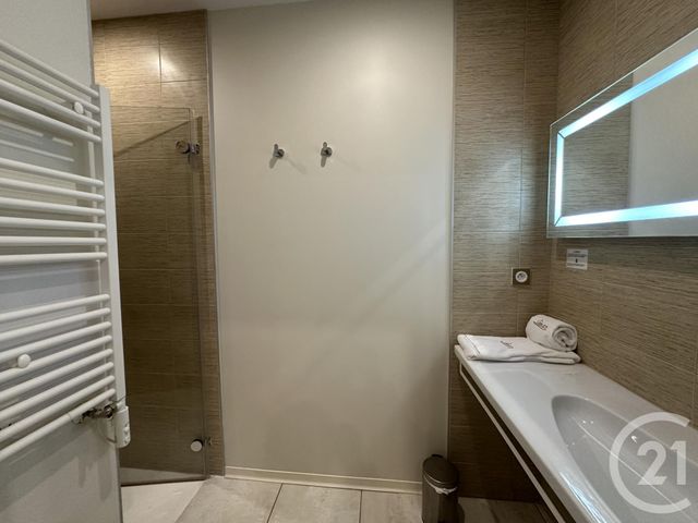Appartement Studio à louer - 1 pièce - 31.0 m2 - ST AFFRIQUE - 12 - MIDI-PYRENEES - Century 21 Des 5 Vallées