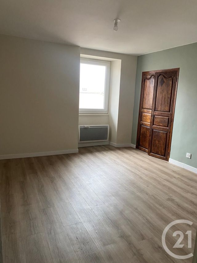 Appartement T3 à louer - 3 pièces - 82.35 m2 - ST AFFRIQUE - 12 - MIDI-PYRENEES - Century 21 Des 5 Vallées