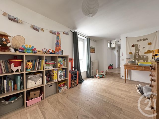 Afficher la photo en grand Appartement F4 à vendre - 4 pièces - 135.06 m2 - ST AFFRIQUE - 12 - MIDI-PYRENEES - Century 21 Des 5 Vallées