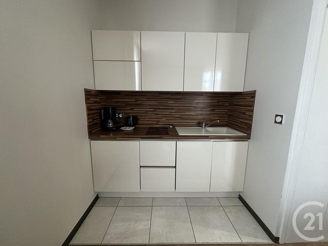 Appartement F2 à louer - 2 pièces - 39.9 m2 - ST AFFRIQUE - 12 - MIDI-PYRENEES - Century 21 Des 5 Vallées