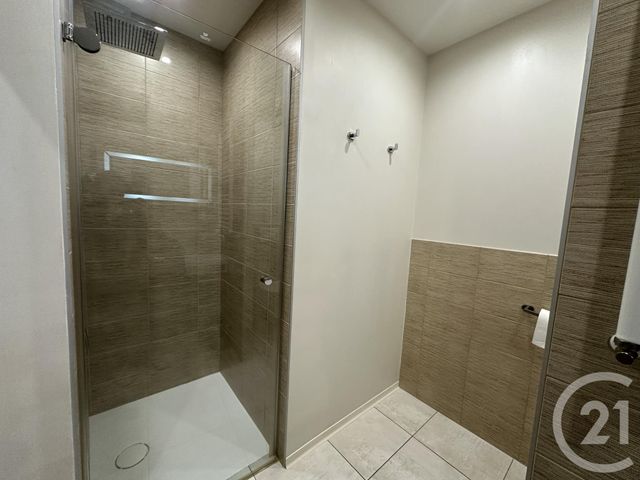 Appartement F2 à louer - 2 pièces - 39.9 m2 - ST AFFRIQUE - 12 - MIDI-PYRENEES - Century 21 Des 5 Vallées