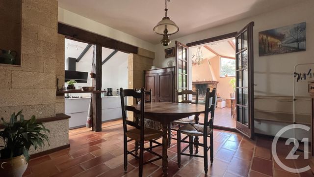 Afficher la photo en grand maison à vendre - 7 pièces - 240.0 m2 - VERSOLS ET LAPEYRE - 12 - MIDI-PYRENEES - Century 21 Des 5 Vallées