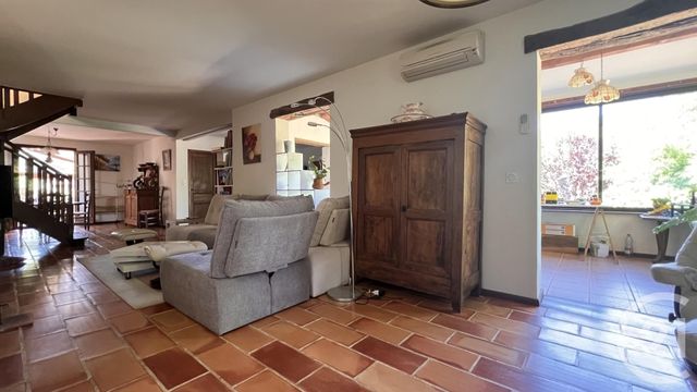 Afficher la photo en grand maison à vendre - 7 pièces - 240.0 m2 - VERSOLS ET LAPEYRE - 12 - MIDI-PYRENEES - Century 21 Des 5 Vallées