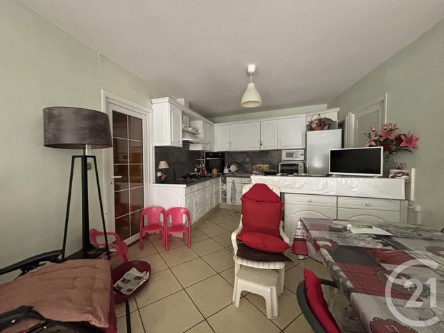 Afficher la photo en grand maison à vendre - 6 pièces - 151.01 m2 - VABRES L ABBAYE - 12 - MIDI-PYRENEES - Century 21 Des 5 Vallées