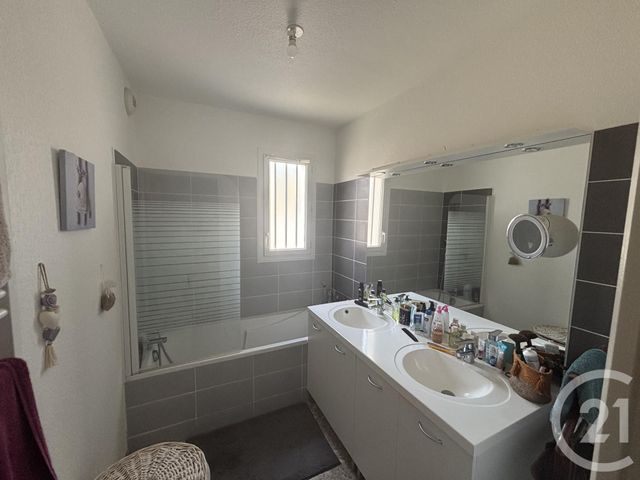 maison à vendre - 4 pièces - 97.4 m2 - MILLAU - 12 - MIDI-PYRENEES - Century 21 Des 5 Vallées