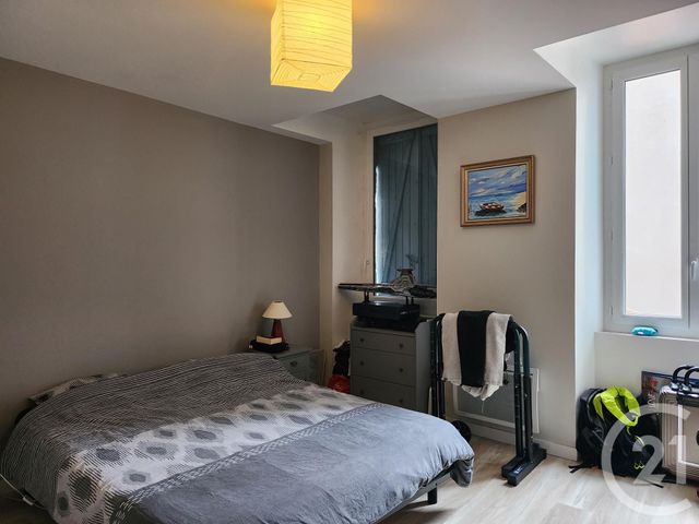 Appartement T2 à louer - 2 pièces - 42.18 m2 - ST AFFRIQUE - 12 - MIDI-PYRENEES - Century 21 Des 5 Vallées