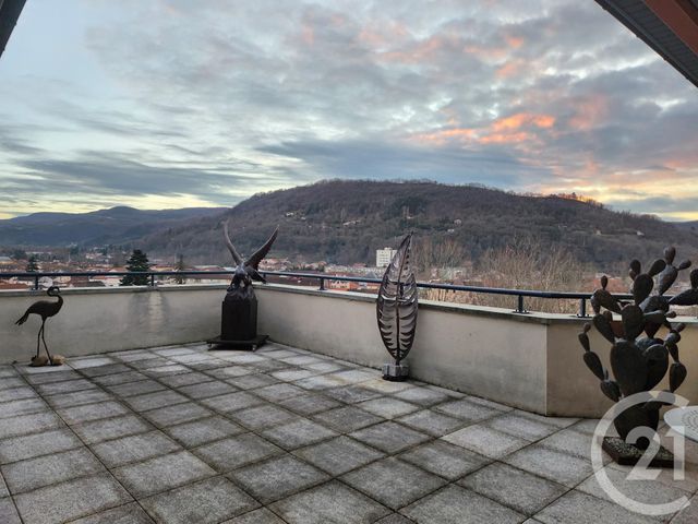 Appartement T4 à louer - 4 pièces - 122.0 m2 - ST AFFRIQUE - 12 - MIDI-PYRENEES - Century 21 Des 5 Vallées