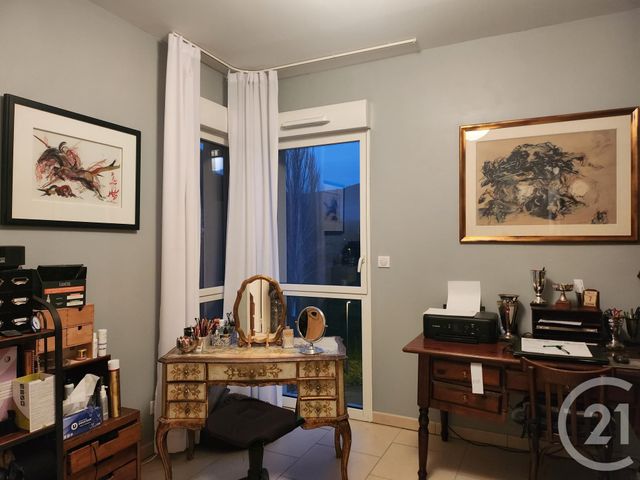 Appartement T4 à louer - 4 pièces - 122.0 m2 - ST AFFRIQUE - 12 - MIDI-PYRENEES - Century 21 Des 5 Vallées