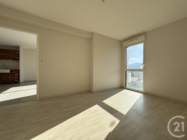 Appartement T2 à vendre - 2 pièces - 51.68 m2 - ST AFFRIQUE - 12 - MIDI-PYRENEES - Century 21 Des 5 Vallées