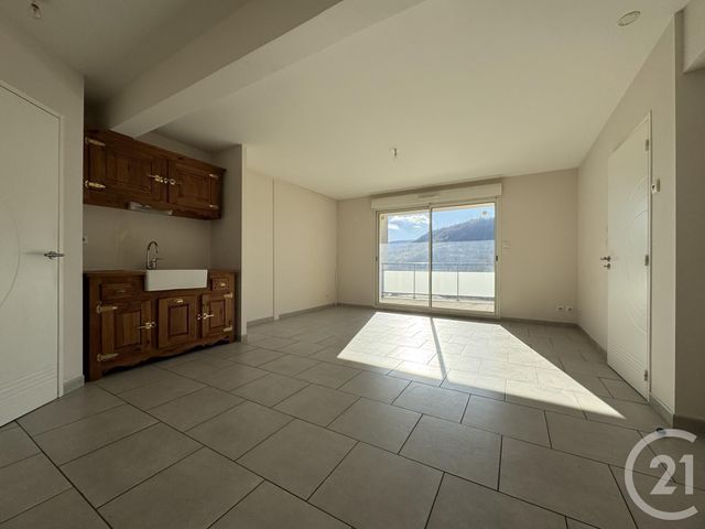 Appartement T2 à vendre - 2 pièces - 51.68 m2 - ST AFFRIQUE - 12 - MIDI-PYRENEES - Century 21 Des 5 Vallées