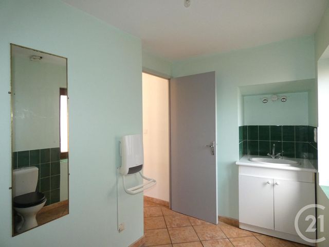 maison à louer - 3 pièces - 76.14 m2 - ST AFFRIQUE - 12 - MIDI-PYRENEES - Century 21 Des 5 Vallées