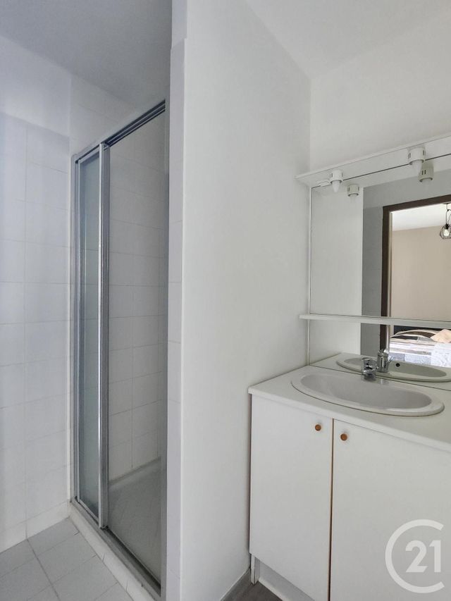 Appartement F2 à louer - 2 pièces - 43.65 m2 - ST AFFRIQUE - 12 - MIDI-PYRENEES - Century 21 Des 5 Vallées