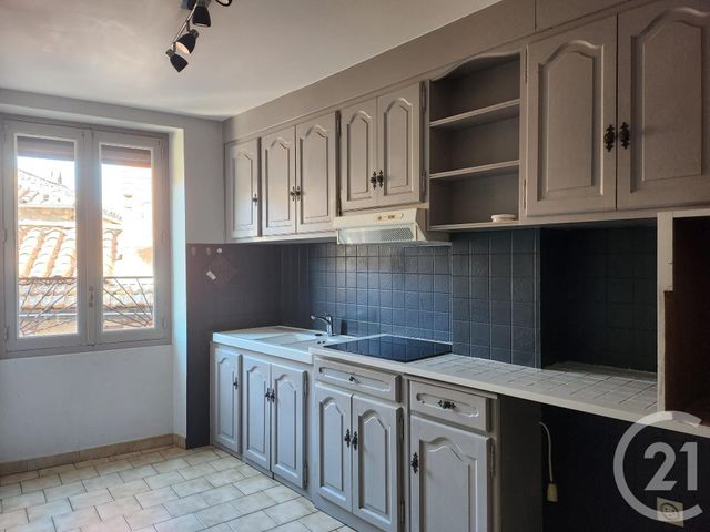 Appartement T4 à louer - 4 pièces - 110.35 m2 - ST AFFRIQUE - 12 - MIDI-PYRENEES - Century 21 Des 5 Vallées