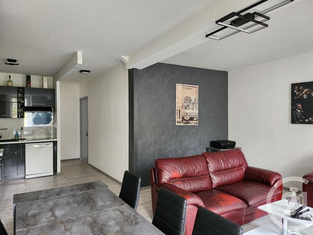 Appartement F3 à louer - 3 pièces - 71.25 m2 - ST AFFRIQUE - 12 - MIDI-PYRENEES - Century 21 Des 5 Vallées