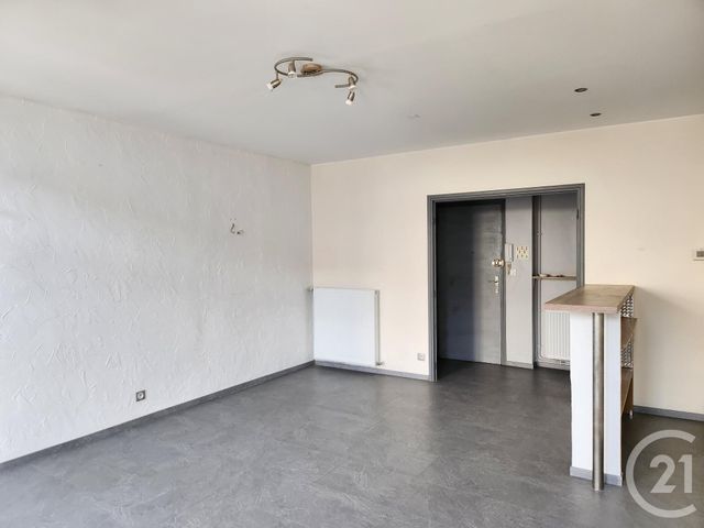 Appartement F3 à louer - 3 pièces - 64.0 m2 - ST AFFRIQUE - 12 - MIDI-PYRENEES - Century 21 Des 5 Vallées