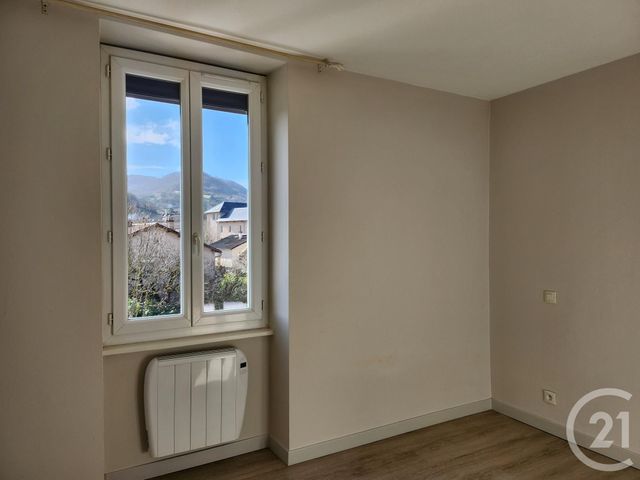 Appartement F2 à louer - 2 pièces - 31.49 m2 - ST AFFRIQUE - 12 - MIDI-PYRENEES - Century 21 Des 5 Vallées