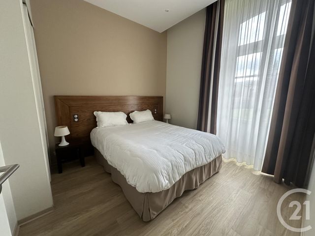 Appartement T3 à louer - 3 pièces - 65.0 m2 - ST AFFRIQUE - 12 - MIDI-PYRENEES - Century 21 Des 5 Vallées