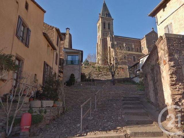 Appartement F3 à louer ST IZAIRE