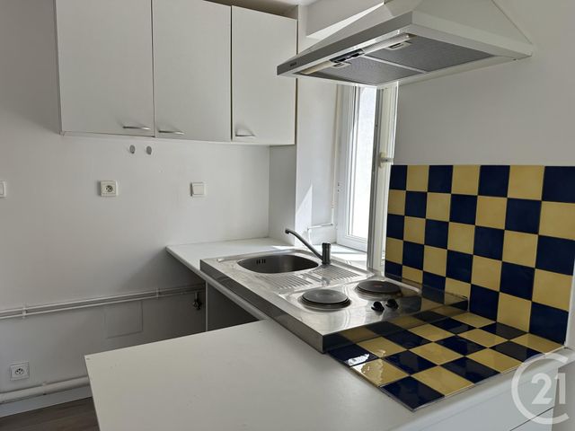 Appartement Studio à louer - 1 pièce - 25.0 m2 - ST AFFRIQUE - 12 - MIDI-PYRENEES - Century 21 Des 5 Vallées