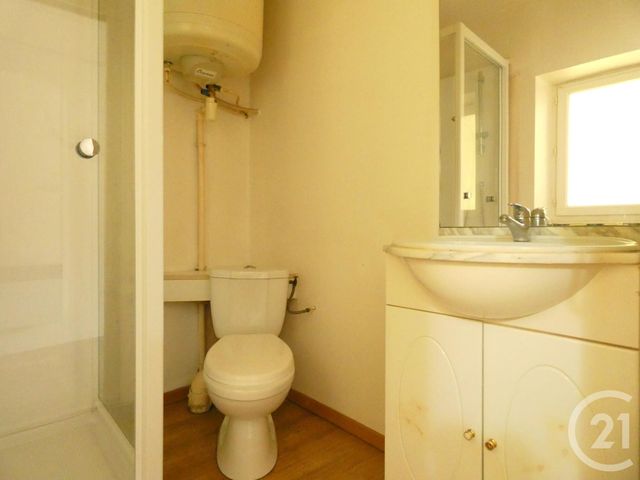 Appartement Studio à louer - 1 pièce - 25.0 m2 - ST AFFRIQUE - 12 - MIDI-PYRENEES - Century 21 Des 5 Vallées