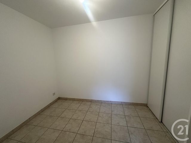 Appartement T3 à louer - 3 pièces - 50.4 m2 - VABRES L ABBAYE - 12 - MIDI-PYRENEES - Century 21 Des 5 Vallées