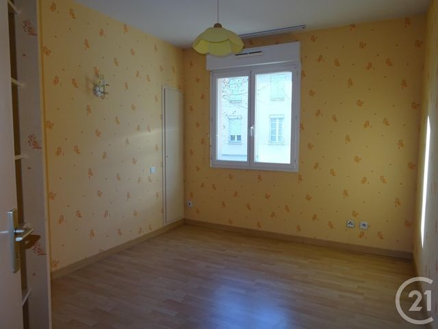 Appartement T3 à louer - 3 pièces - 76.52 m2 - ST AFFRIQUE - 12 - MIDI-PYRENEES - Century 21 Des 5 Vallées