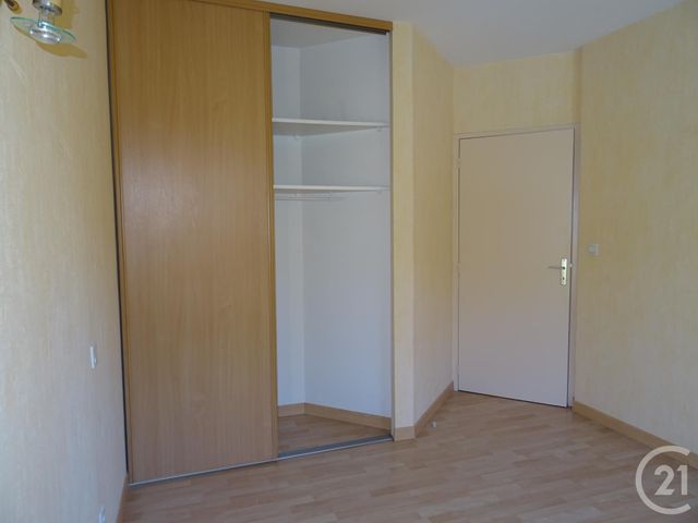 Appartement T3 à louer - 3 pièces - 76.52 m2 - ST AFFRIQUE - 12 - MIDI-PYRENEES - Century 21 Des 5 Vallées