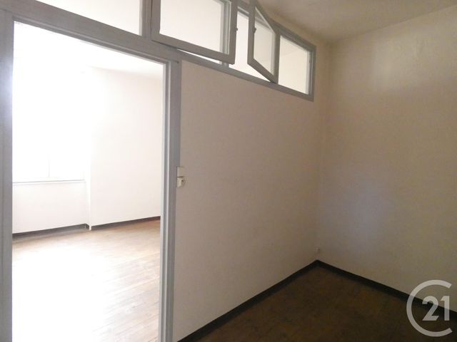 Appartement T3 à louer - 2 pièces - 37.38 m2 - ST AFFRIQUE - 12 - MIDI-PYRENEES - Century 21 Des 5 Vallées