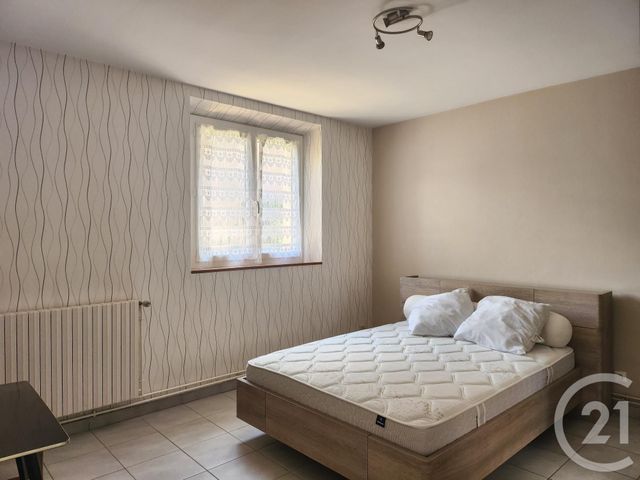 Appartement T2 à louer - 2 pièces - 31.0 m2 - ST AFFRIQUE - 12 - MIDI-PYRENEES - Century 21 Des 5 Vallées