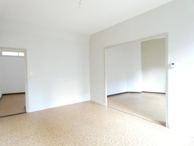 Appartement T2 à louer - 2 pièces - 58.7 m2 - ST AFFRIQUE - 12 - MIDI-PYRENEES - Century 21 Des 5 Vallées