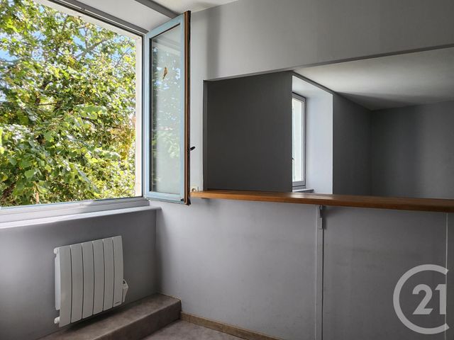 Appartement T3 à louer - 3 pièces - 65.2 m2 - ST AFFRIQUE - 12 - MIDI-PYRENEES - Century 21 Des 5 Vallées