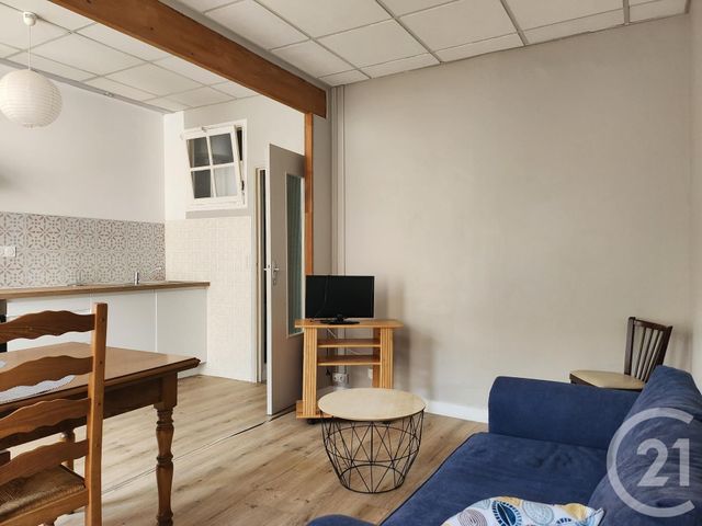 Appartement T2 à louer - 2 pièces - 41.99 m2 - ST AFFRIQUE - 12 - MIDI-PYRENEES - Century 21 Des 5 Vallées