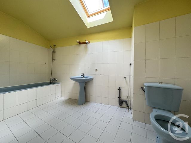 Appartement T5 à vendre - 5 pièces - 110.0 m2 - ST AFFRIQUE - 12 - MIDI-PYRENEES - Century 21 Des 5 Vallées