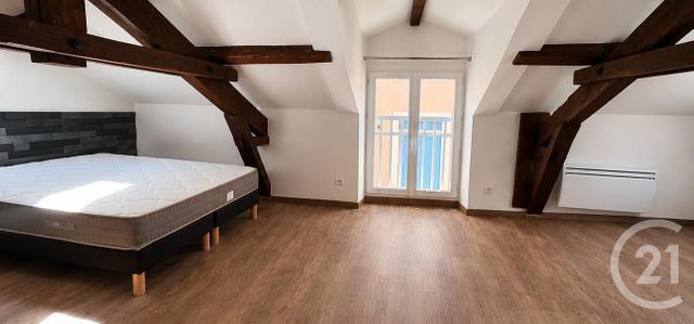 Appartement F2 à louer - 2 pièces - 46.0 m2 - ST AFFRIQUE - 12 - MIDI-PYRENEES - Century 21 Des 5 Vallées