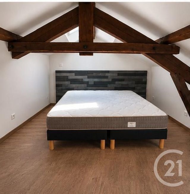 Appartement F2 à louer - 2 pièces - 46.0 m2 - ST AFFRIQUE - 12 - MIDI-PYRENEES - Century 21 Des 5 Vallées