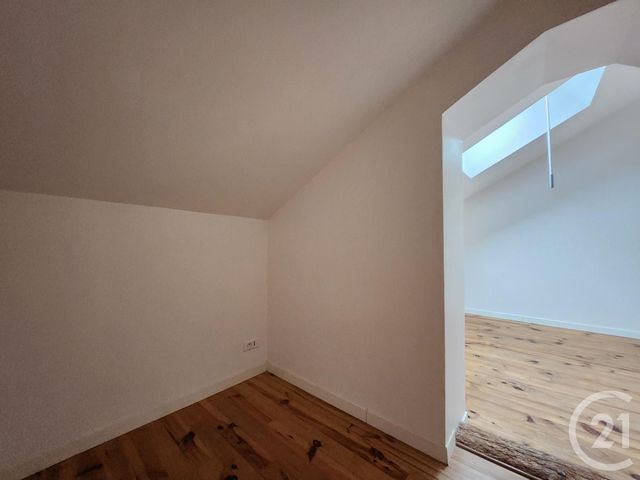 Appartement T3 à louer - 3 pièces - 70.0 m2 - LA CAVALERIE - 12 - MIDI-PYRENEES - Century 21 Des 5 Vallées