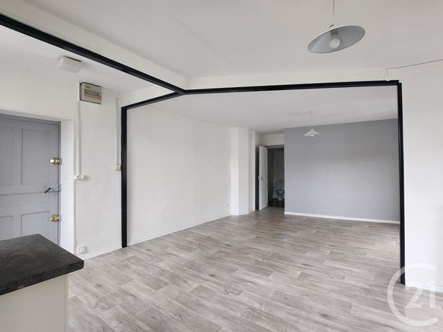 Appartement F2 à louer - 2 pièces - 47.58 m2 - ST AFFRIQUE - 12 - MIDI-PYRENEES - Century 21 Des 5 Vallées