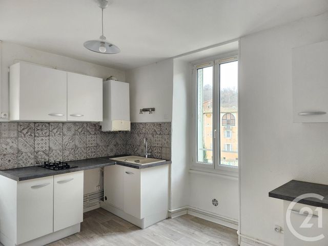 Appartement F2 à louer - 2 pièces - 47.58 m2 - ST AFFRIQUE - 12 - MIDI-PYRENEES - Century 21 Des 5 Vallées